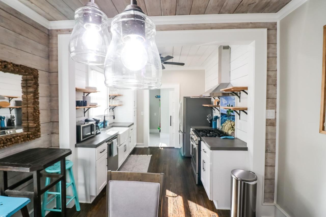 Dog-Friendly Stylish Super Cozy Home Fabulous Patio And Perfect Location Galveston Eksteriør billede