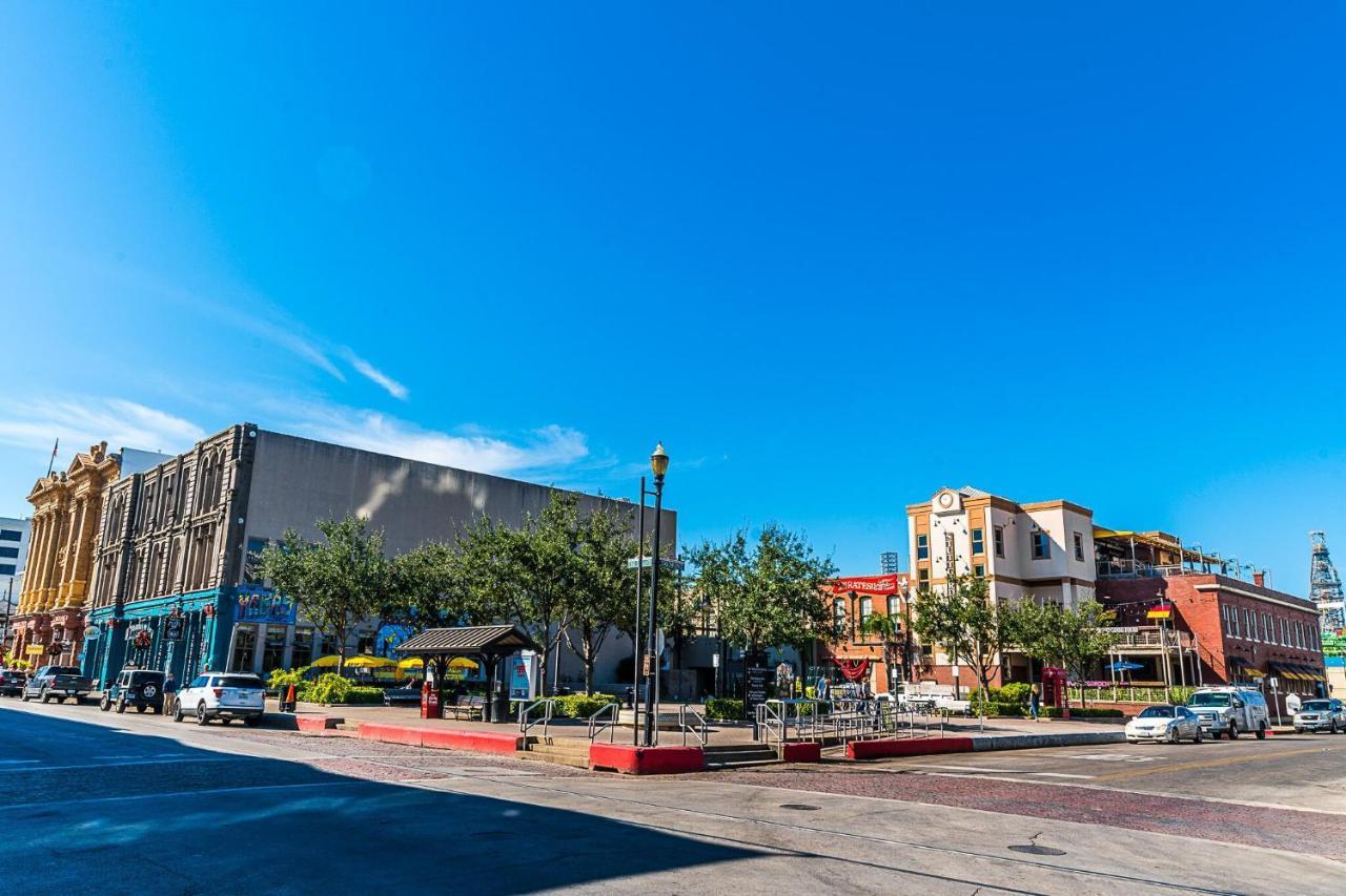 Dog-Friendly Stylish Super Cozy Home Fabulous Patio And Perfect Location Galveston Eksteriør billede